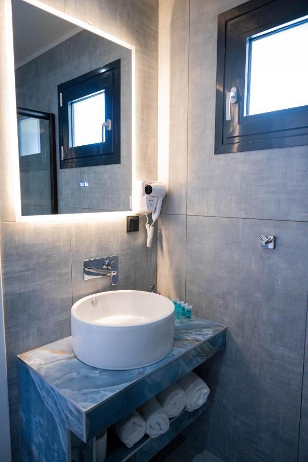 Fay Suites Flogita Bagian luar foto